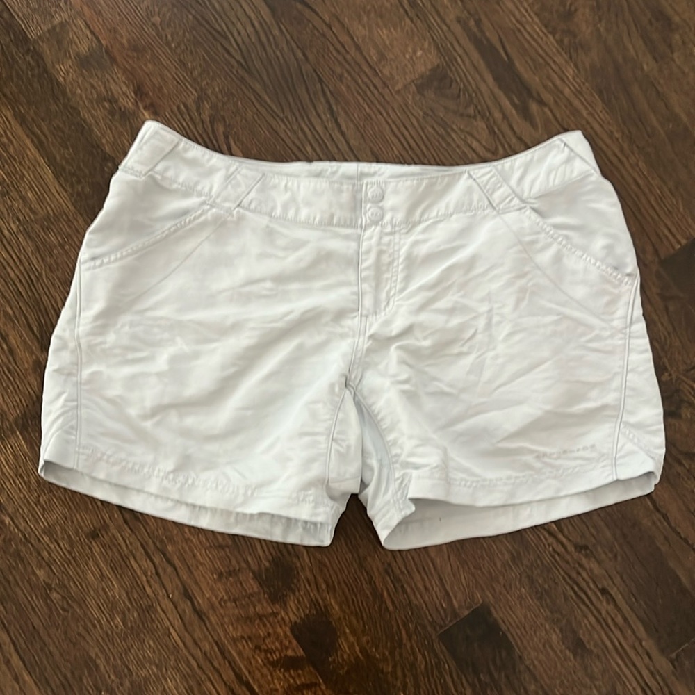 COLUMBIA PFG Omni-Shade Women's Light Gray Shorts 100% Nylon Size XL‎